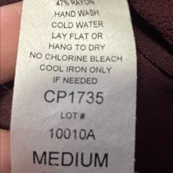 ELAN cold shoulder keyhole necktie blouse size medium new with tags burgundy - Picture 7 of 10